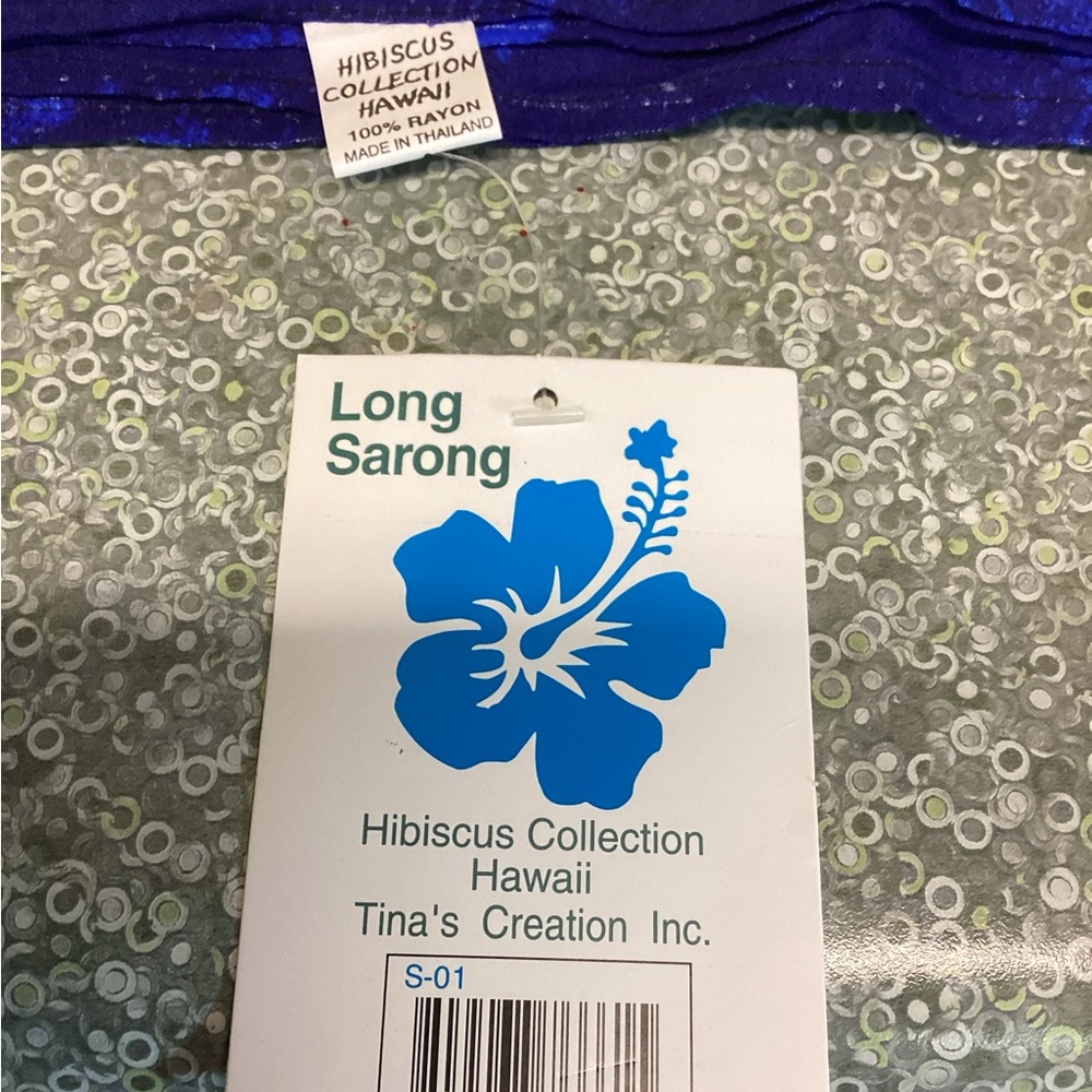 Long Sarong with flower sarong tie - Picture 3 of 4